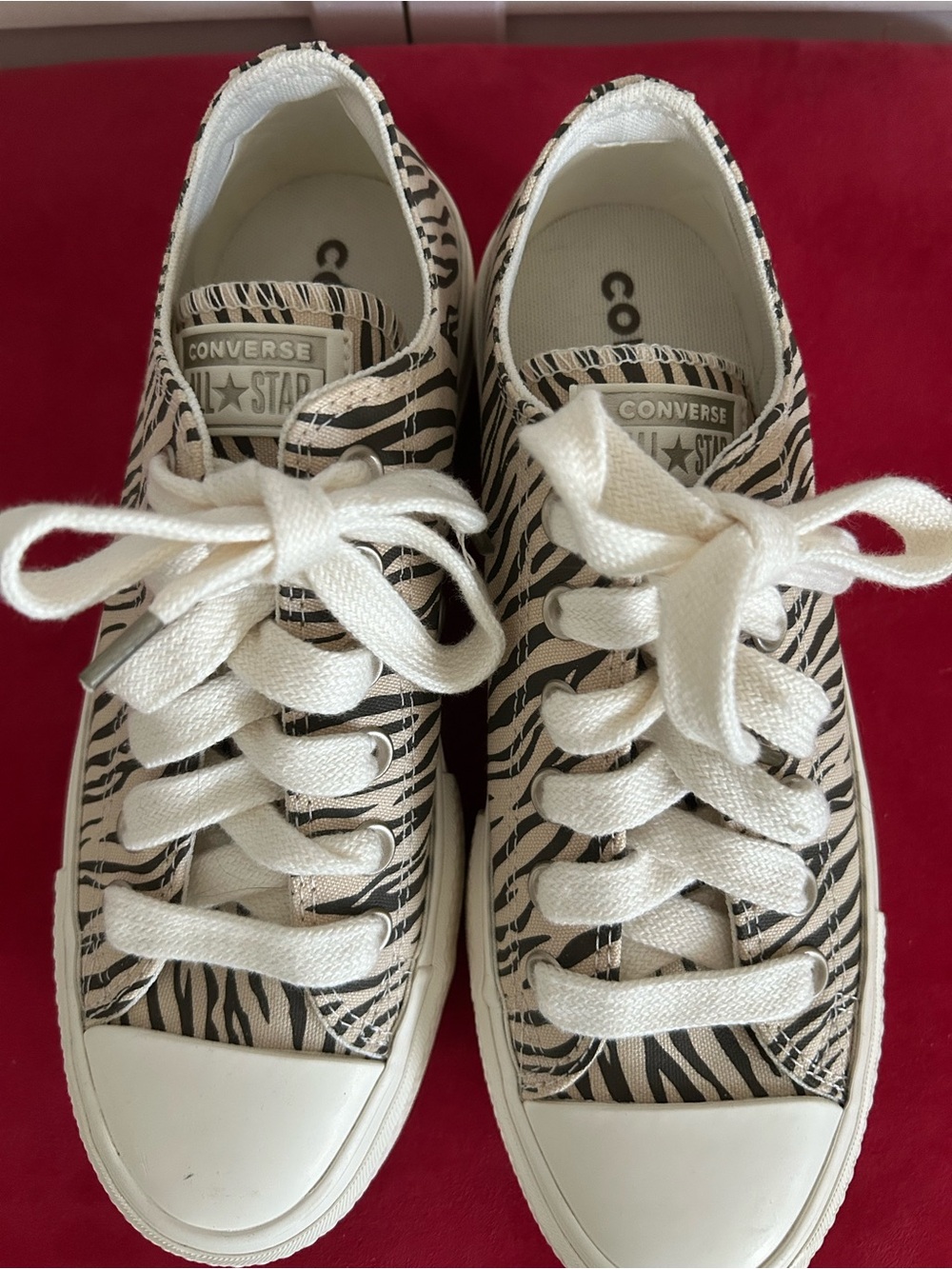 Converse Women’s Chuck Taylor Zebra Print Low Top Sneakers - Cream/Black-7